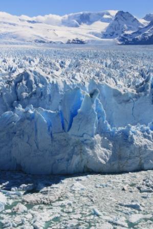 Der Gletscher 'kalbt'